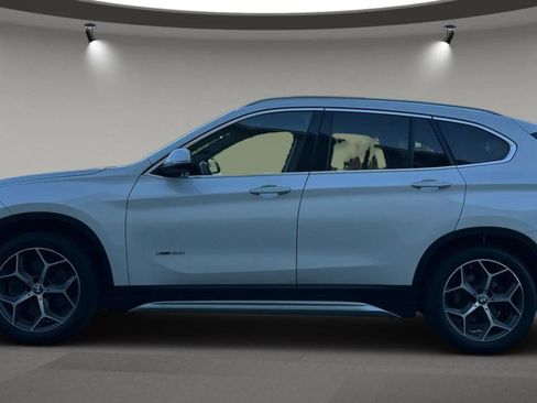 Used 2016 BMW X1 xDrive28i AWD/4WD image 5