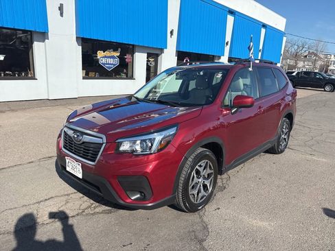 Used 2020 Subaru Forester Premium w/ Popular Package #1 image 2