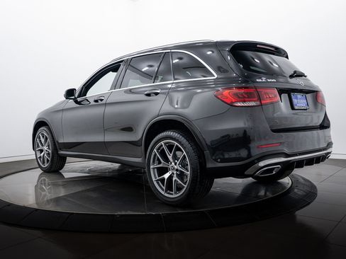 Used 2022 Mercedes-Benz GLC 300 4MATIC image 5
