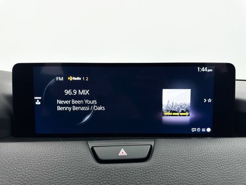 Certified 2025 MAZDA CX-70 Plug-In Hybrid w/ Premium Pkg AWD/4WD image 6