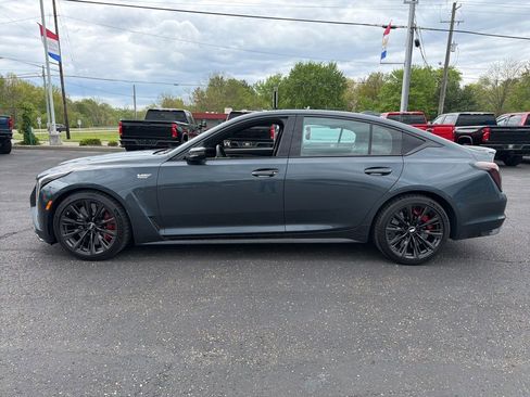 Used 2025 Cadillac CT5 V Blackwing w/ Parking Package RWD image 31