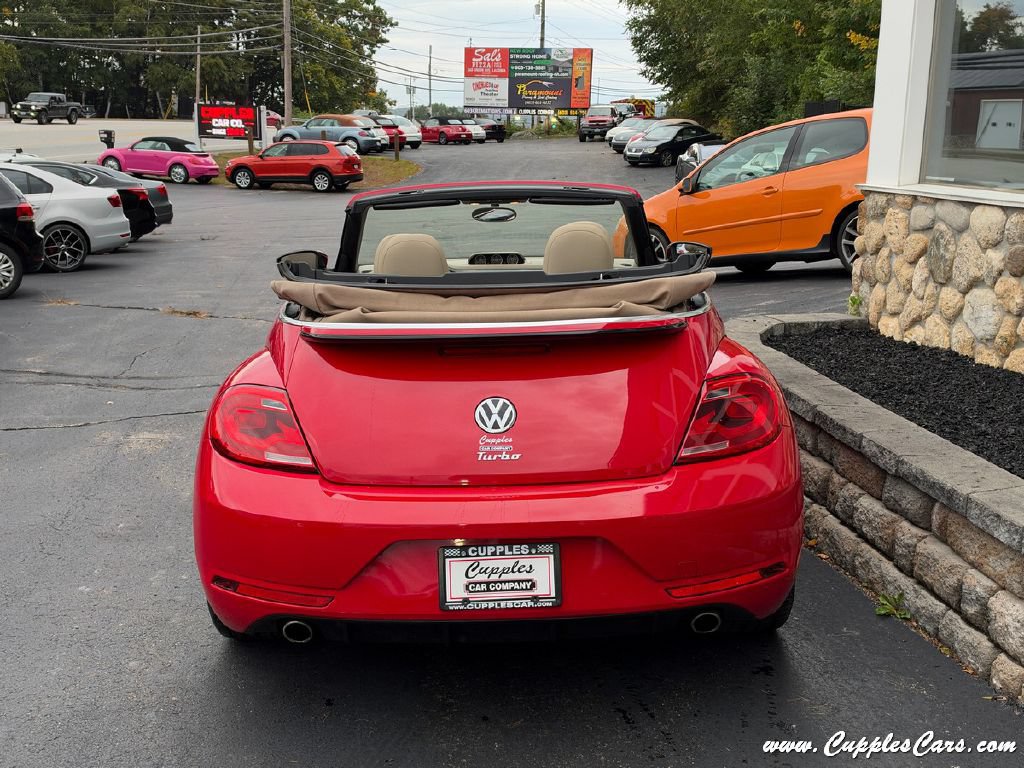 Used 2013 Volkswagen Beetle 2.0T FWD image 9