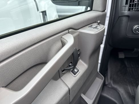 New 2025 Chevrolet Express 2500 w/ Driver Convenience Package image 10