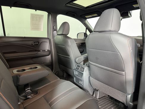 Used 2022 Honda Passport TrailSport image 31