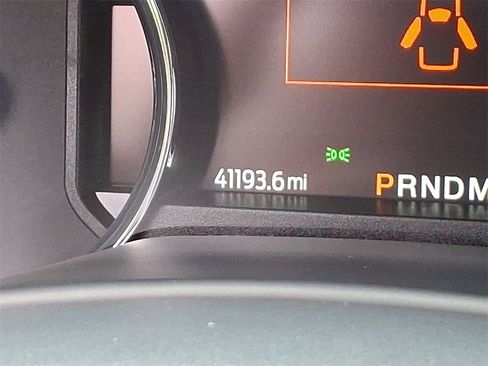 Certified 2021 Ford Expedition XLT image 23