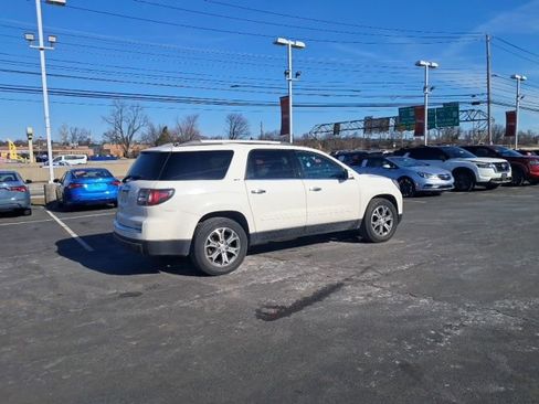 Used 2014 GMC Acadia SLT image 5