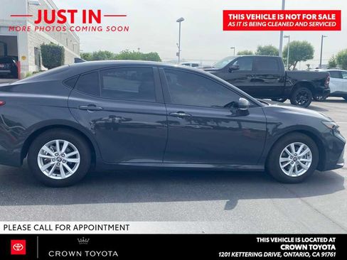 Used 2025 Toyota Camry LE w/ Convenience Package FWD image 3