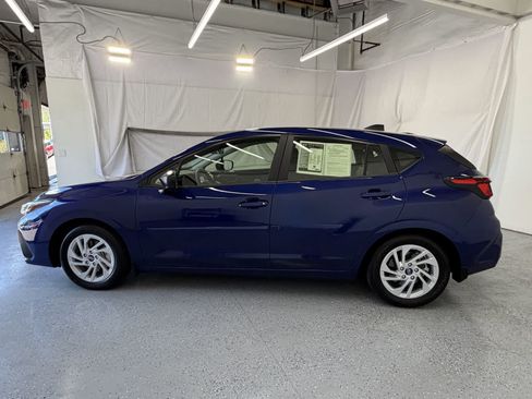 Used 2024 Subaru Impreza 2.0i AWD/4WD image 2