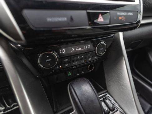Used 2019 Mitsubishi Eclipse Cross SE AWD/4WD image 19