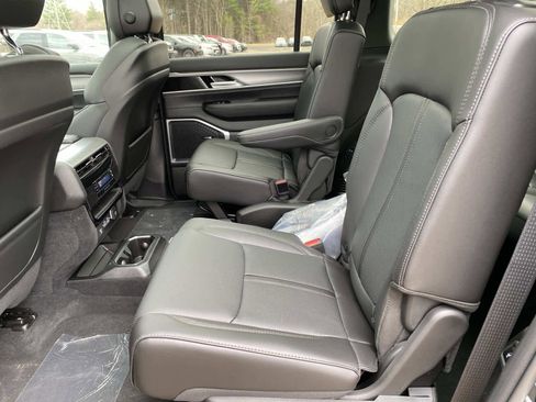 New 2026 Jeep Grand Wagoneer 4WD image 6