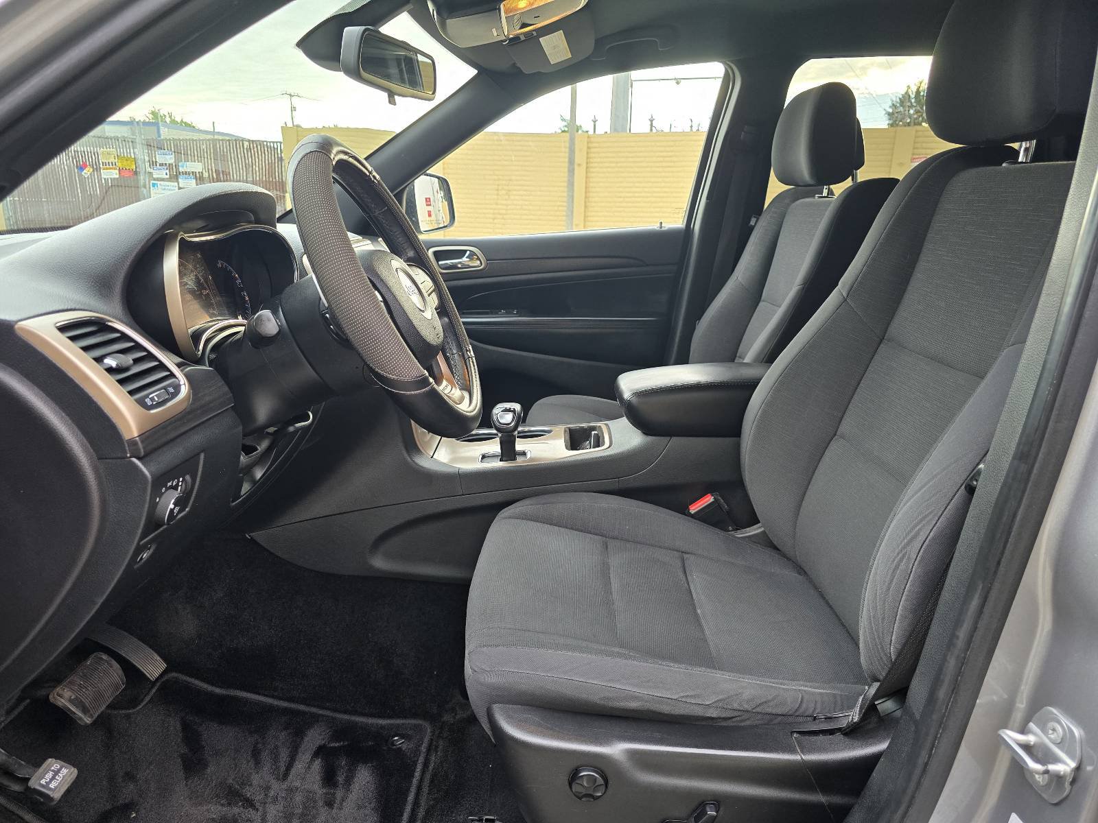 Used 2015 Jeep Grand Cherokee Laredo w/ Quick Order Package 23E RWD image 7