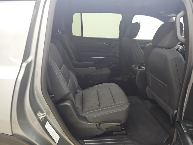 Used 2026 Chevrolet Traverse LT FWD image 23