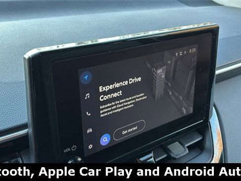 Used 2024 Toyota Corolla Cross LE image 4