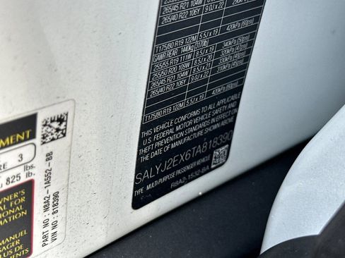 Certified 2026 Land Rover Range Rover Velar S AWD/4WD image 19