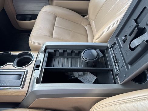 Used 2011 Ford F150 Lariat w/ Lariat Plus Pkg image 48