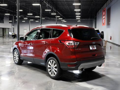 Used 2017 Ford Escape Titanium FWD image 5