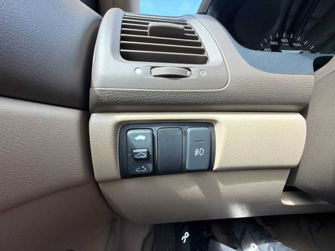 Used 2006 Honda Accord EX-L image 23