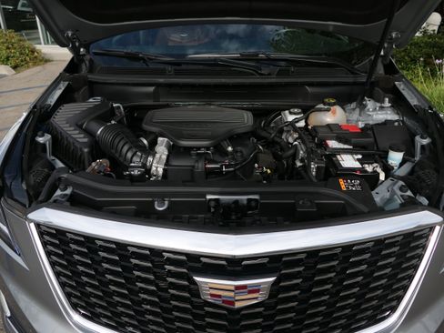 Used 2023 Cadillac XT5 Premium Luxury FWD image 28