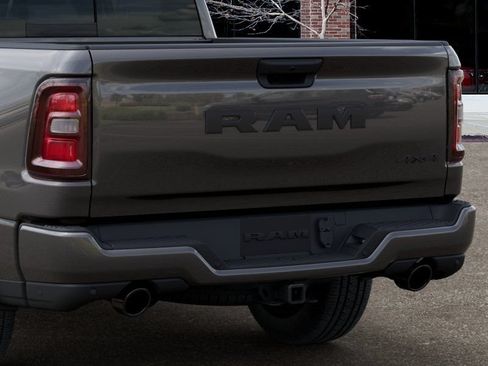 New 2027 RAM 1500 Express AWD/4WD image 13