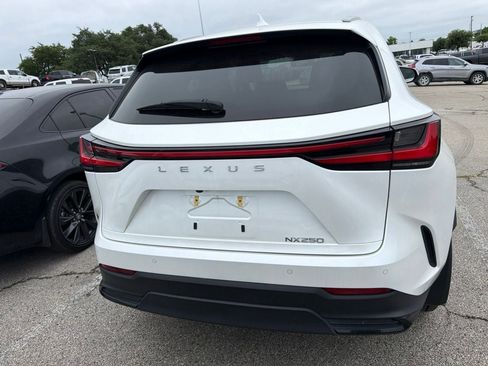 Used 2025 Lexus NX 250 FWD w/ Accessory Package (2T) image 6