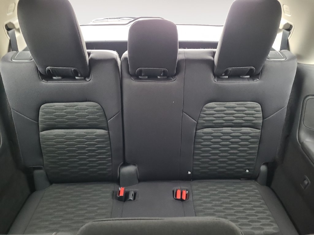 Used 2024 Nissan Pathfinder SV AWD/4WD image 22