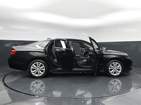 Used 2019 Chevrolet Impala LT w/ LT Convenience Package FWD image 39