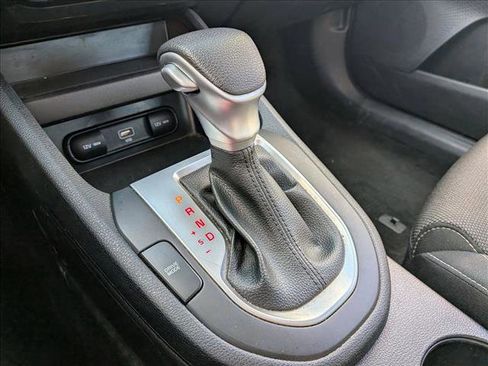 Used 2023 Kia Forte LXS image 11