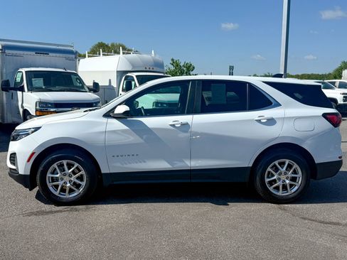 Certified 2024 Chevrolet Equinox LT AWD/4WD image 4
