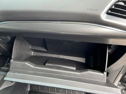 Certified 2024 Ford Edge ST-Line image 38