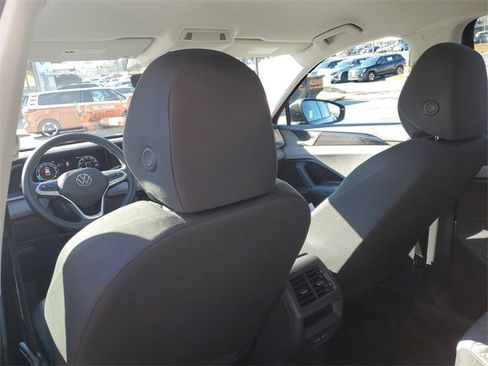 Certified 2025 Volkswagen Tiguan S image 12