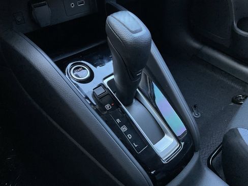 New 2025 Nissan Versa SV w/ Trunk Package image 31