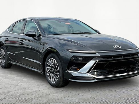 New 2026 Hyundai Sonata SEL FWD image 3