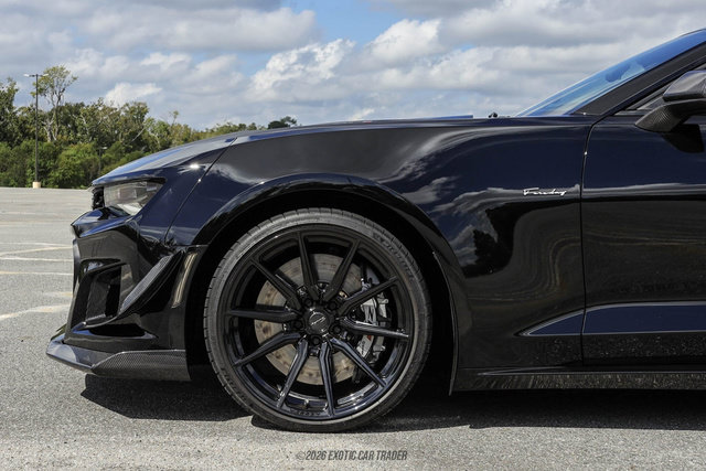 Used 2017 Chevrolet Camaro ZL1 RWD image 4