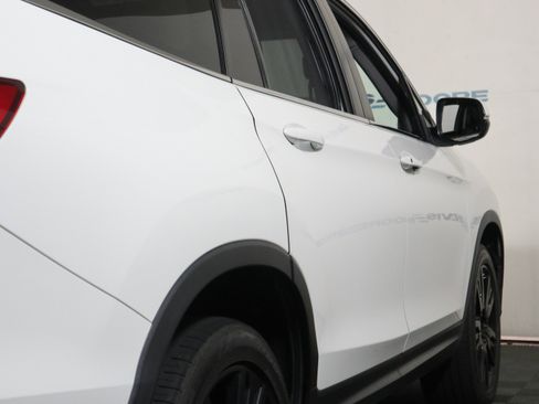 Used 2021 Honda Pilot Special Edition image 5