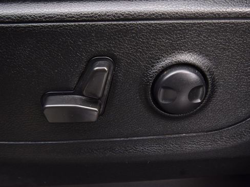 Certified 2022 RAM 1500 Big Horn w/ Night Edition image 26