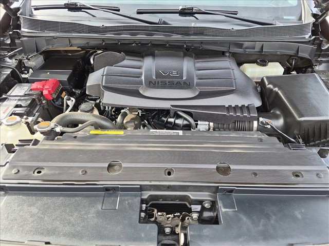 Used 2021 Nissan Titan PRO-4X w/ Pro-4x Convenience Package AWD/4WD image 23