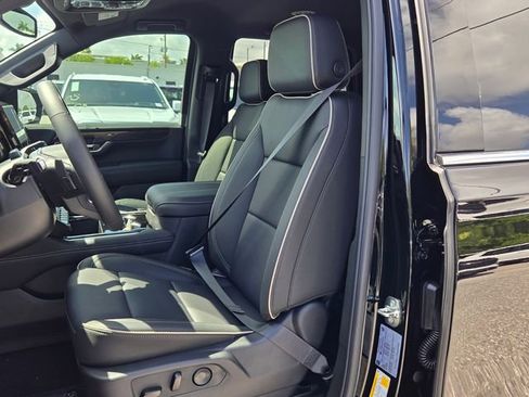 New 2026 GMC Yukon Elevation AWD/4WD image 14