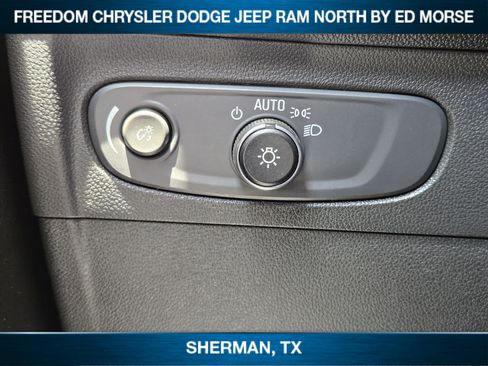 Used 2023 Buick Envision Essence FWD image 16
