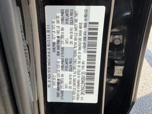 Used 2021 MAZDA CX-30 FWD 2.5 S w/ Preferred Package image 19