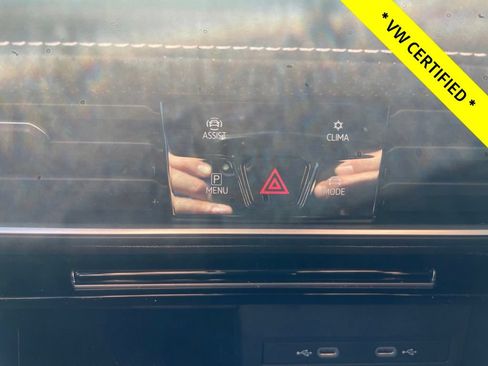 Used 2024 Volkswagen Atlas Cross Sport SEL Premium R-Line AWD/4WD image 26