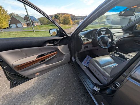 Used 2012 Honda Accord EX-L image 6