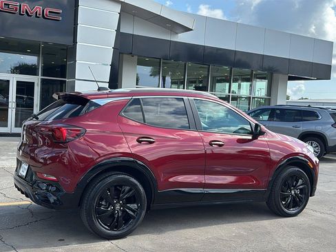 Certified 2024 Buick Encore GX Sport Touring FWD image 7