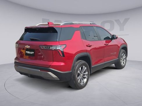 Used 2025 Chevrolet Equinox LT w/ Convenience Package II FWD image 5