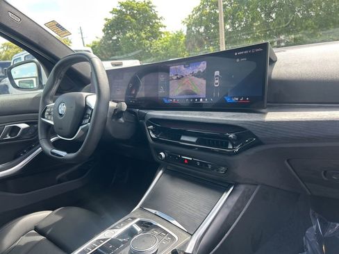 Used 2025 BMW 330i xDrive Sedan image 26