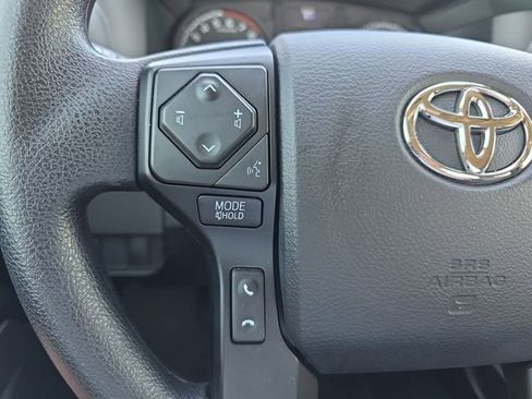 Used 2022 Toyota Tacoma SR RWD image 18