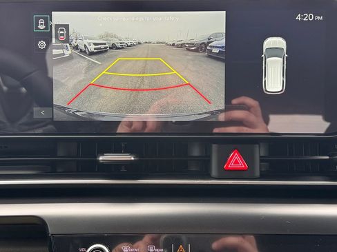 New 2026 Kia Carnival FWD image 22