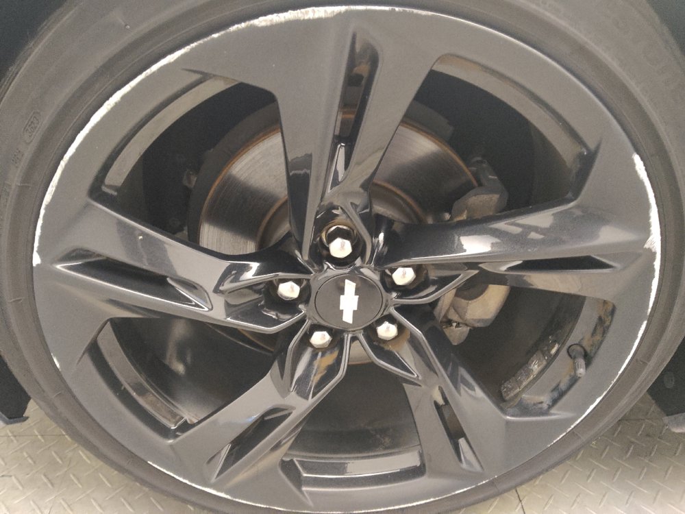 Used 2019 Chevrolet Camaro LT RWD image 31