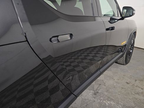 Used 2022 Rivian R1T Adventure AWD/4WD image 33