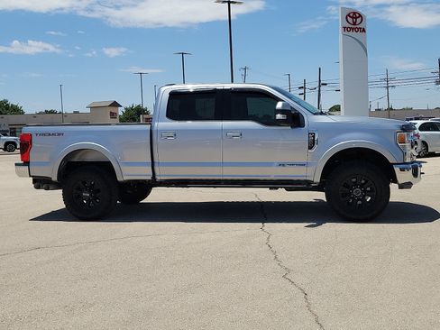 Used 2021 Ford F250 Lariat w/ Tremor Off-Road Package AWD/4WD image 5