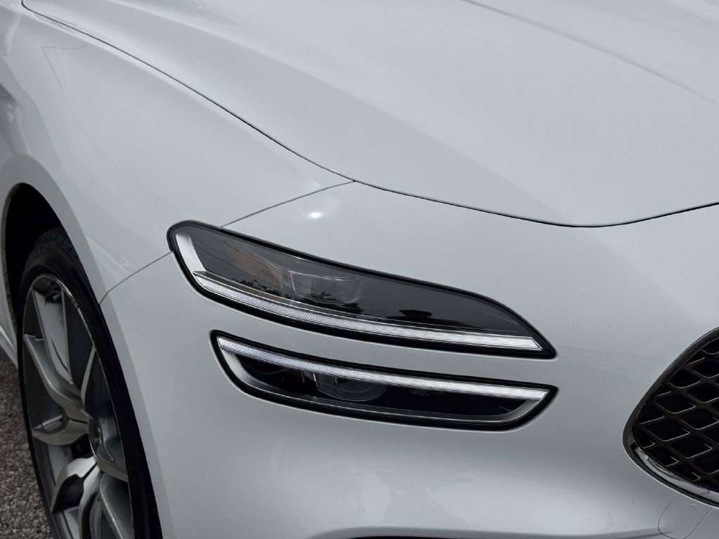 Certified 2026 Genesis G70 2.5T AWD/4WD image 9